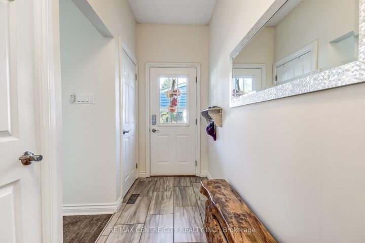 Property Photo:  374 Front Street 51  ON N5L 1G1 
