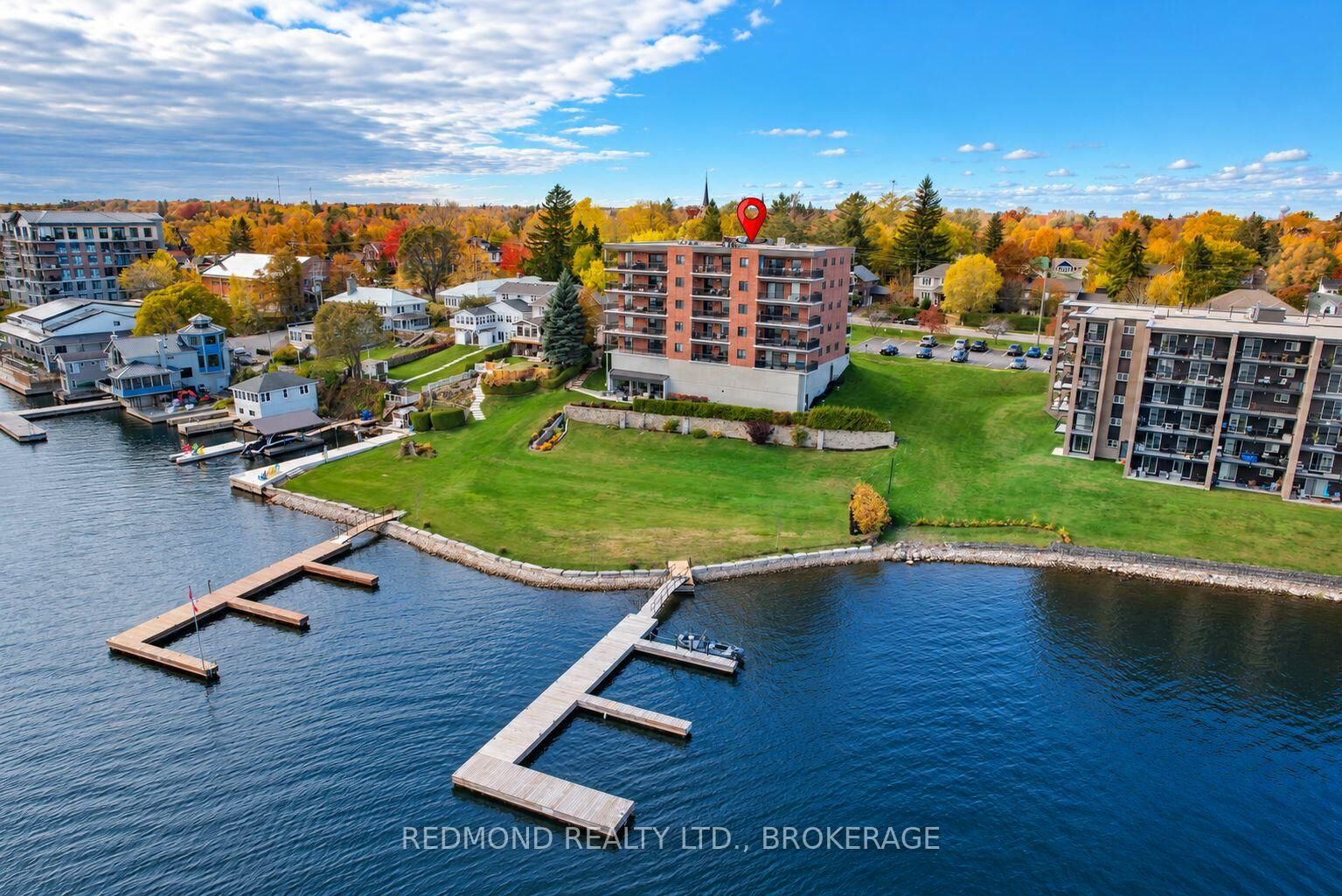 Property Photo:  235 South Street S 202  ON K7G 1A4 