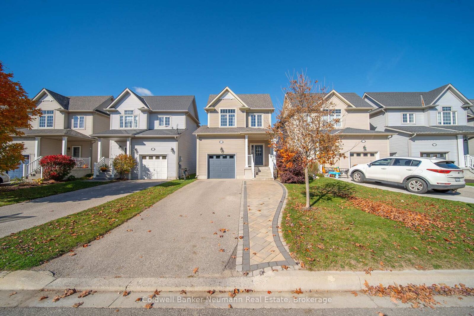 Property Photo:  81 Goodall Court  ON N1M 0C8 