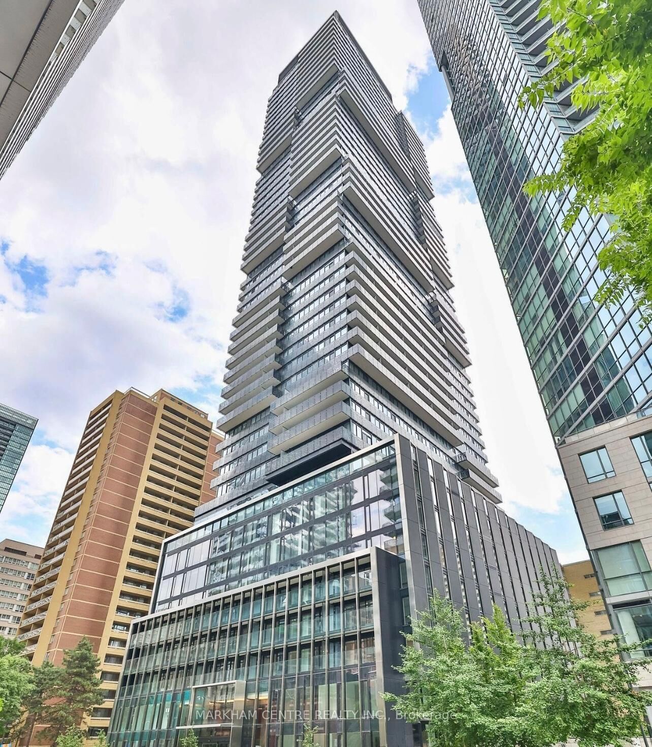 Property Photo:  55 Charles Street E 4005  ON M4Y 0J1 