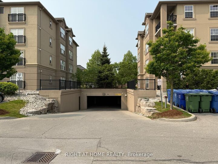 Property Photo:  1340 Main Street 206  ON L9T 7S6 