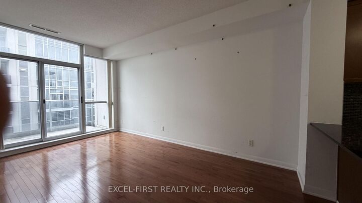 Property Photo: 5793 Yonge Street Ph 105 ON M2M 3T9