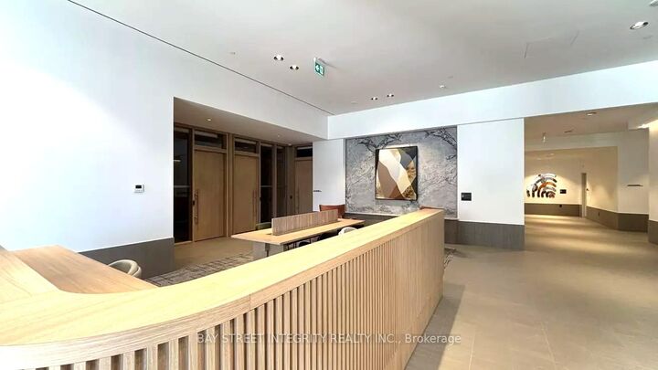 Property Photo:  395 Square One Drive 2302  ON L5B 0P6 