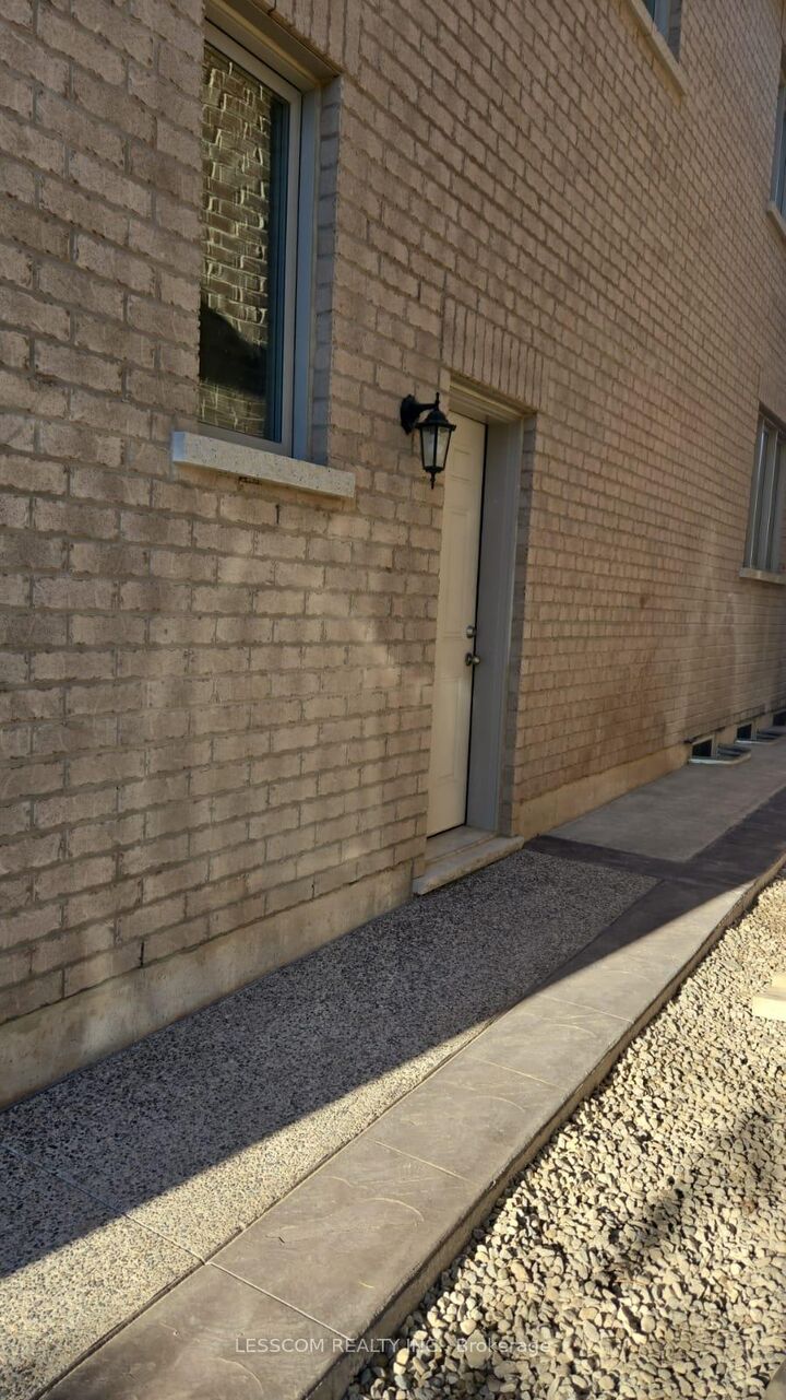 Property Photo: 648 Boyd Lane Bsmt. ON L9E 1W6