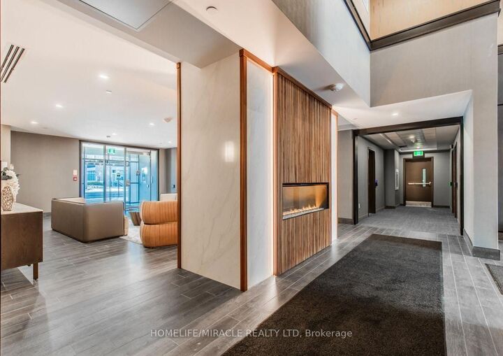 Property Photo:  470 Dundas Street E 1104  ON L8B 2A6 
