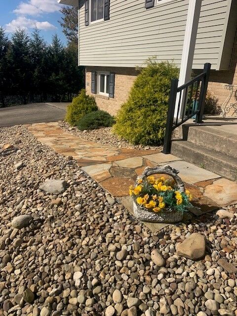 Property Photo:  178 Kaider Road  PA 15401 