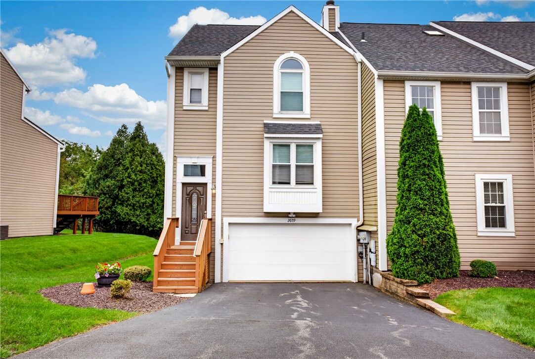 Property Photo:  2659 Hunters Pointe Drive  PA 15090 