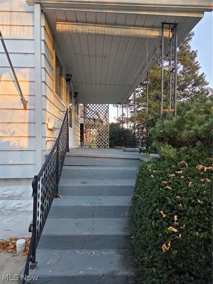 Property Photo: 2502 Fortune Avenue OH 44134