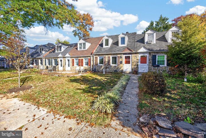 Property Photo:  867 Woodlawn Avenue  PA 19460 