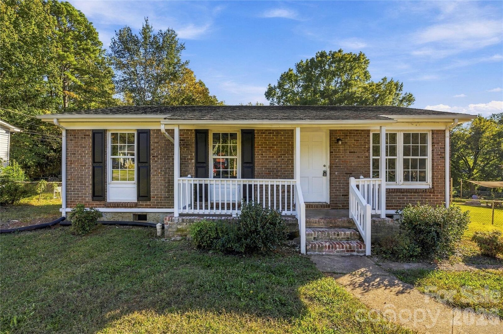 Property Photo:  211 Morris Street  NC 28086 