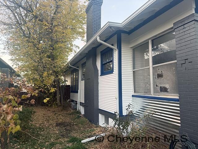Property Photo:  110 E 27th St  WY 82001 