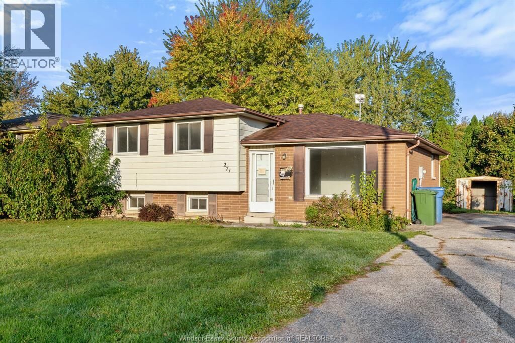 Property Photo:  271 Brien Avenue West  ON N8M 2Z4 