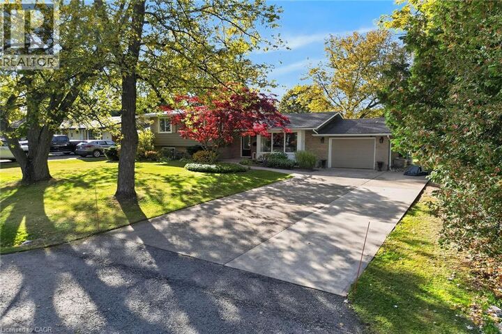 Property Photo:  2 Parkdale Crescent  ON L3E 0K6 