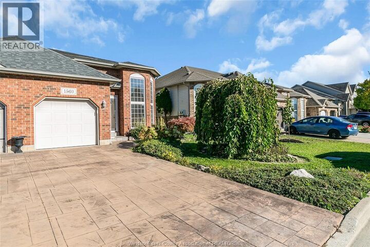 Property Photo:  1560 Lovell Crescent  ON N9H 2M8 