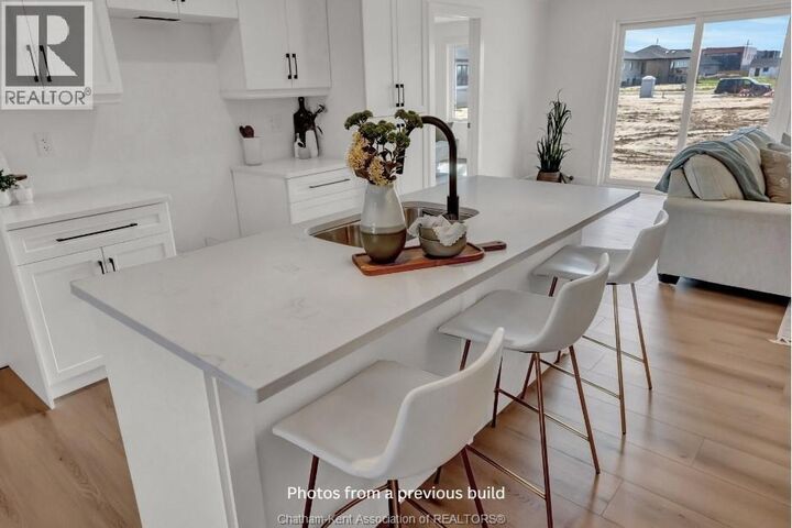 Property Photo:  31 Cornerstone Place  ON N7M 0V8 