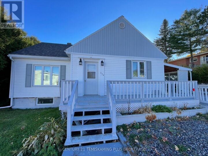 Property Photo:  364 Amwell St Street  ON P0J 1K0 