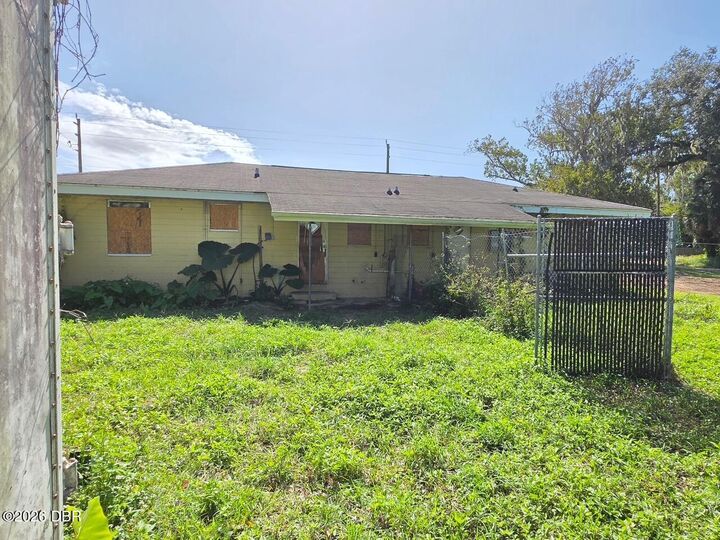 Property Photo:  1012 10th Street  FL 32117 