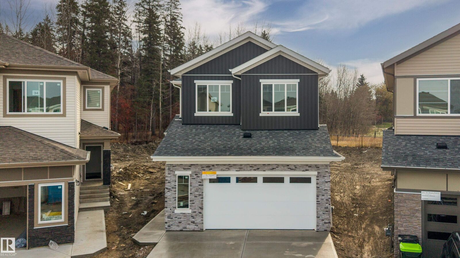 Property Photo:  32 Meadowgrove Landing  AB T7X 0W2 