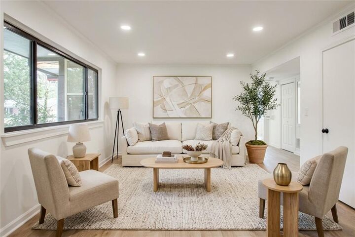 Property Photo:  20 26th Street NW E1  GA 30309 