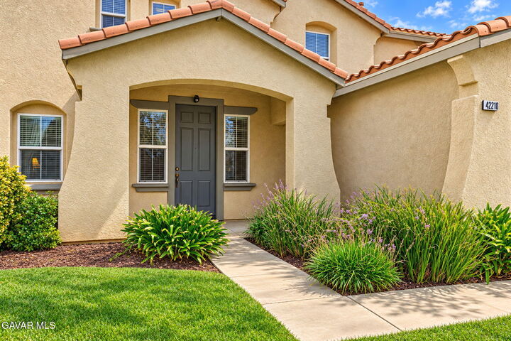 Property Photo:  42210 Marbella Street  CA 93536 