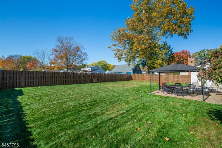 Property Photo:  43 Knollwood Rd  NJ 07836 