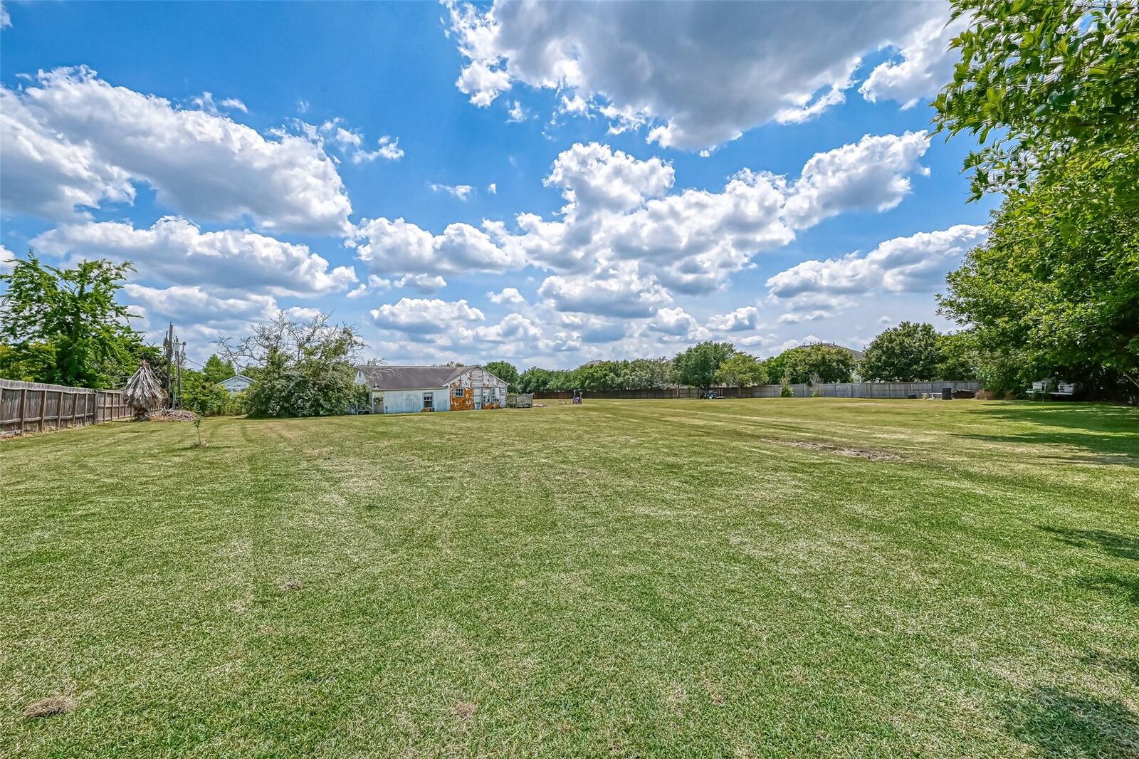 Property Photo:  11211 S Dargail Street  TX 77478 