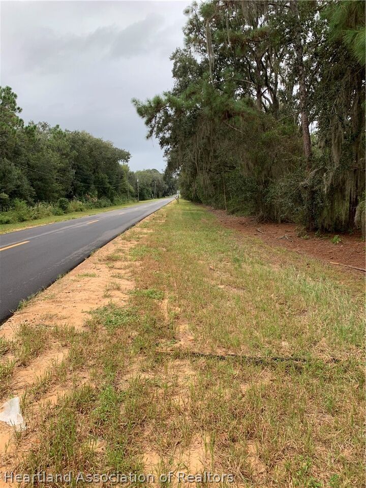 Property Photo:  452 Highlands Lake Drive  FL 33852 