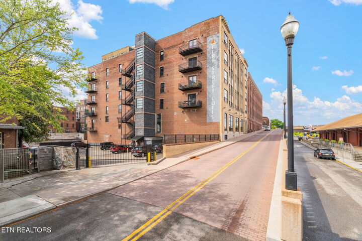 Property Photo:  220 W Jackson Ave 505  TN 37902 