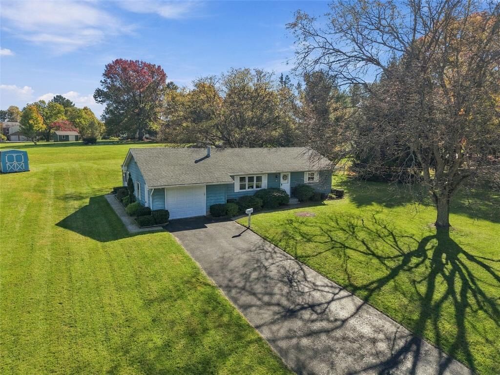 Property Photo:  431 Locust Street  PA 18036 