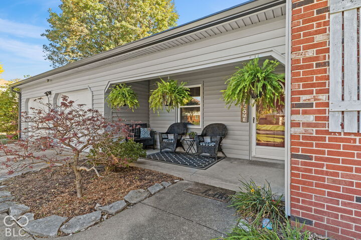 Property Photo:  915 Margueritta Way  IN 46143 