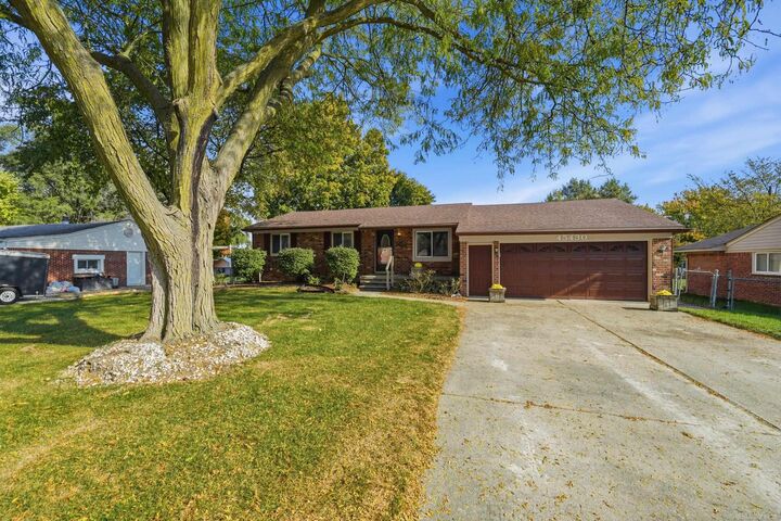 Property Photo:  45430 Abington Circle  MI 48042 