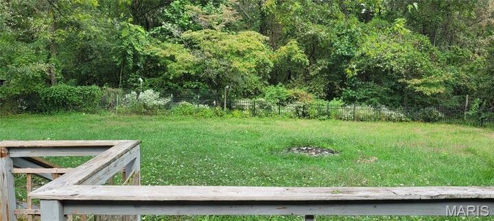 Property Photo:  409 Puetz Lane  MO 63039 