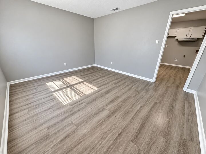 Property Photo:  4391 Shadowline Cv  TN 38109 