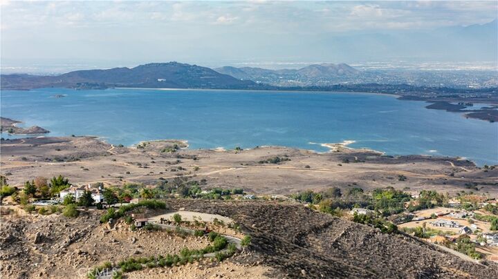Property Photo: 14735 Descanso Drive CA 92570