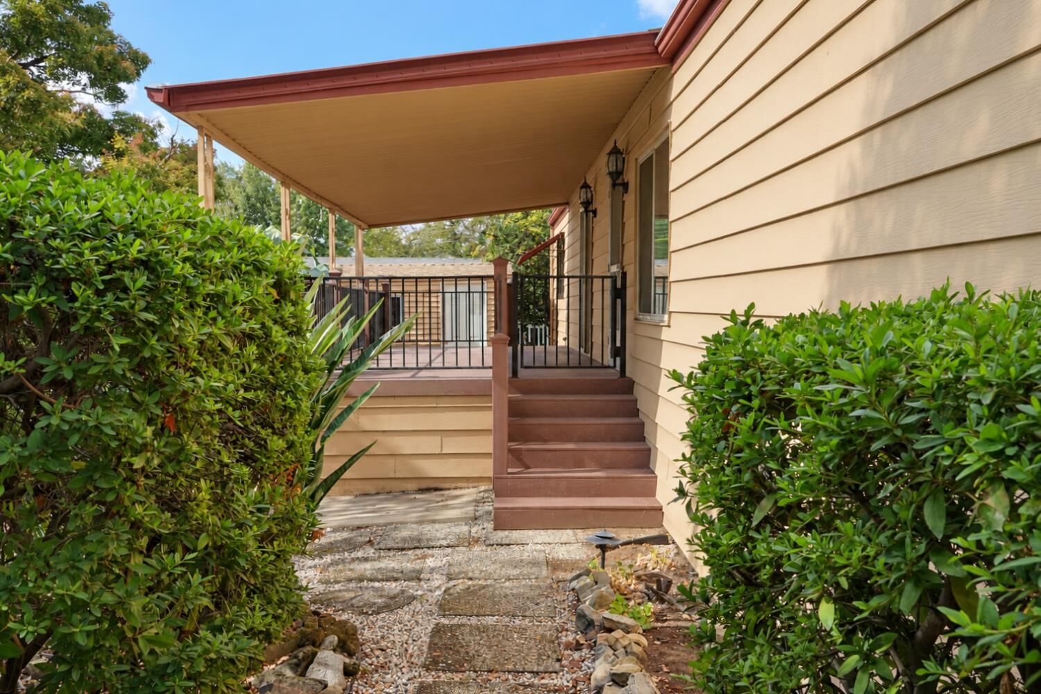 Property Photo:  481 Nugget  CA 95630 