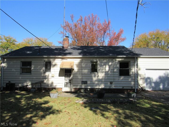 Property Photo: 19400 Mayfair Lane OH 44128