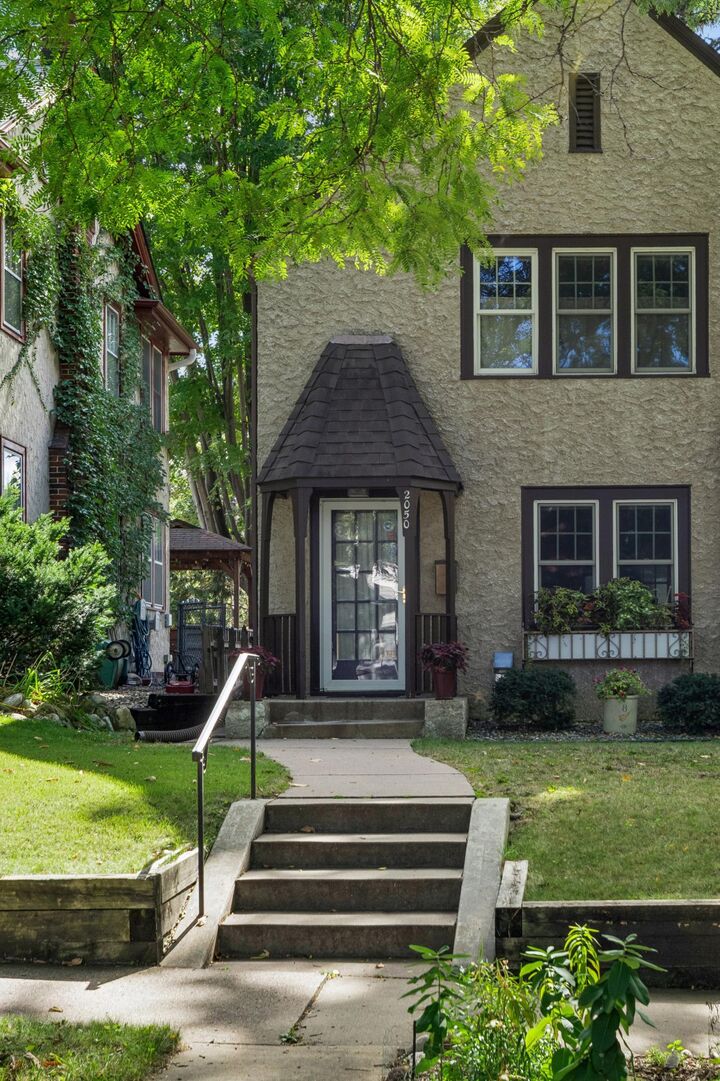 Property Photo: 2050 Palace Avenue MN 55105