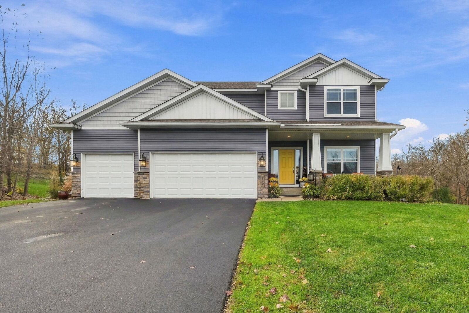 Property Photo: 530 Red Oak Court MN 55352
