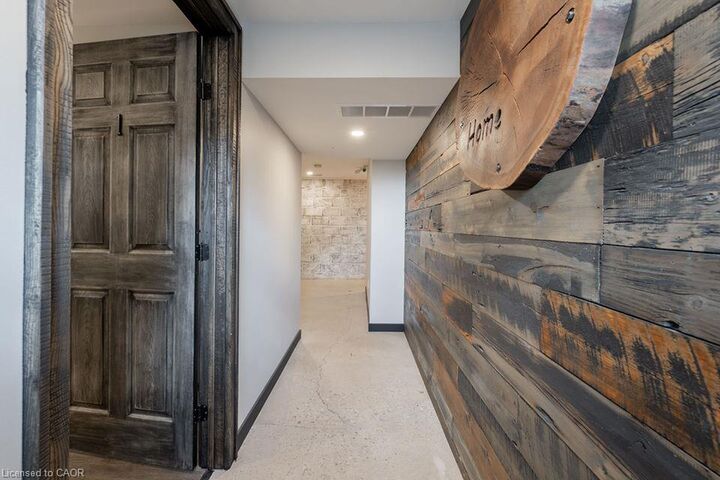 Property Photo:  676 Rymal Road E 2  ON L8W 1B3 