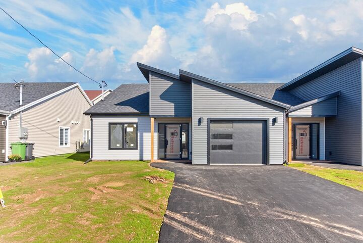 Property Photo:  177 Key Avenue  PE C1N 6G3 