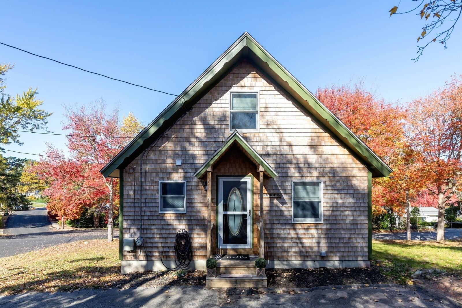 Property Photo:  2 Wind Rose Lane  MA 02360 