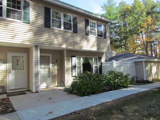 Property Photo:  203 Edgebrook Dr 203  MA 01505 