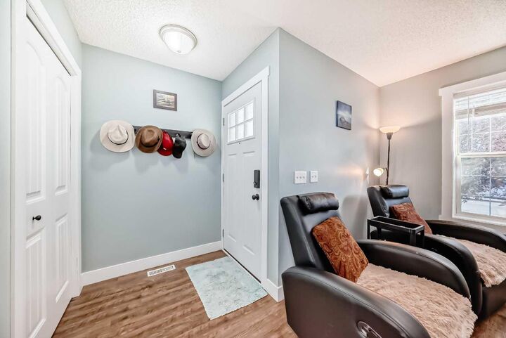 Property Photo:  57 Martinvalley Way NE  AB T3J 4A2 