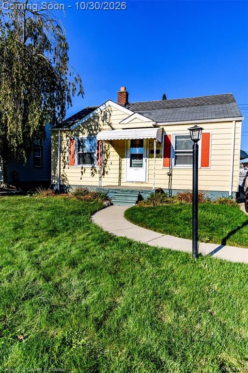 Property Photo: 672 Lincoln Avenue MI 48146