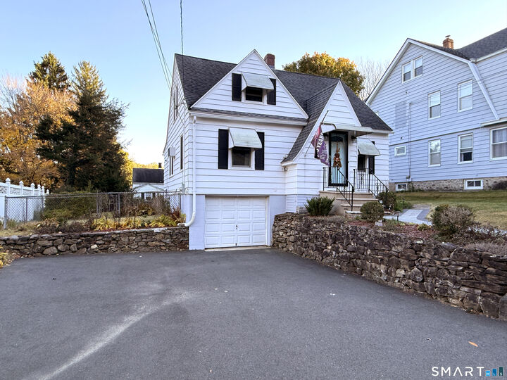 Property Photo:  275 Davis Street  CT 06779 