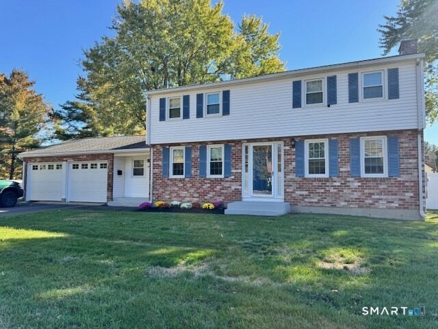 Property Photo: 100 Brainard Road CT 06082