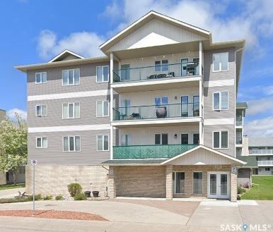 Property Photo:  2930 Arens Road E 304  SK S4V 1N8 
