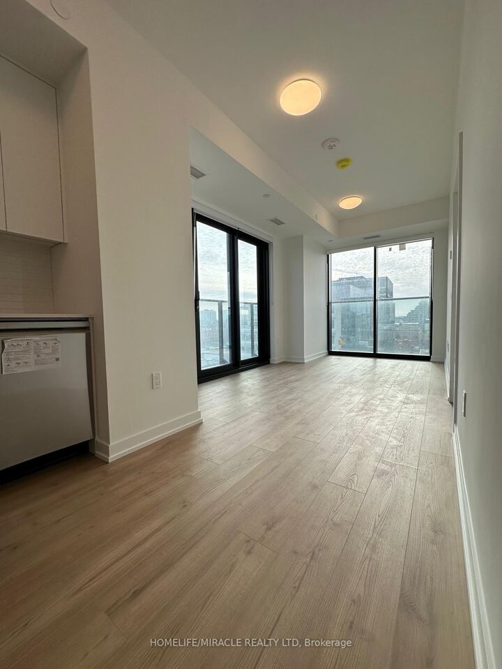 Property Photo:  30 Francis Street S 908  ON N2G 0H1 