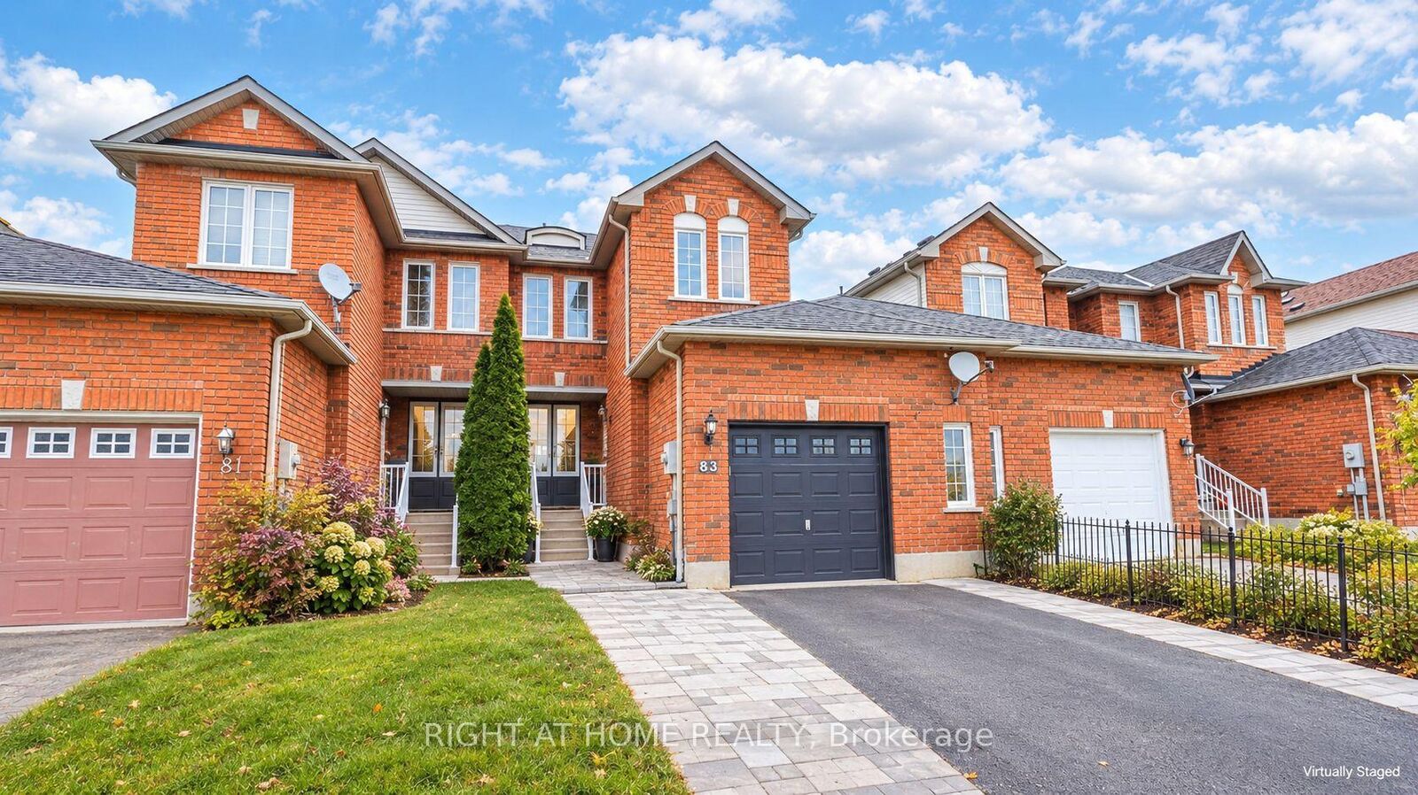 Property Photo: 83 Pringle Drive ON L4N 0R4