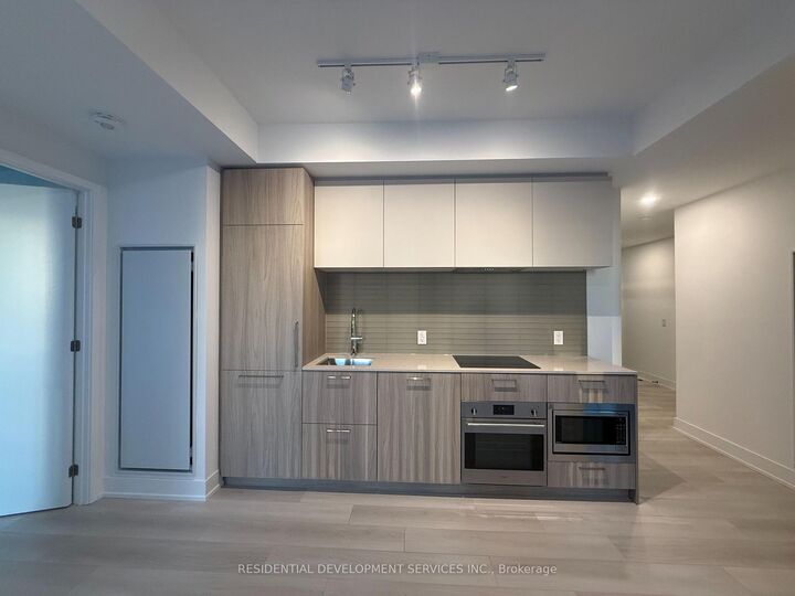 Property Photo:  36 Olive Avenue 1002  ON M2N 0M4 